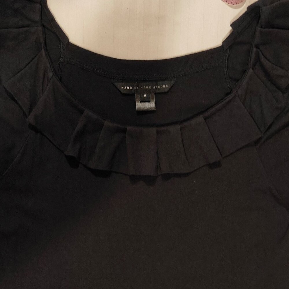 Marc by Marc Jacobs Black Ruffle Short Sleeve Top (Size M)